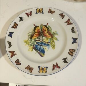 Butterflies - Tabletops Unlimited Dinner Plate